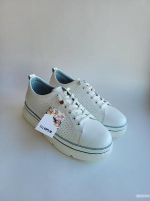 Кроссовки wun der Spur размер 39