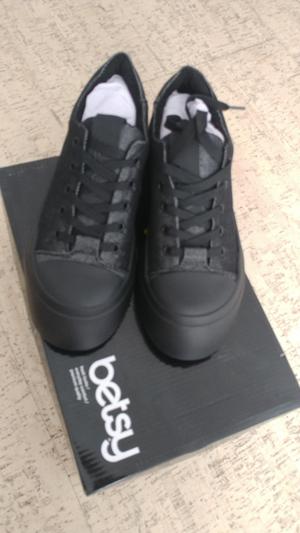 Полуботинки Betsy р.36