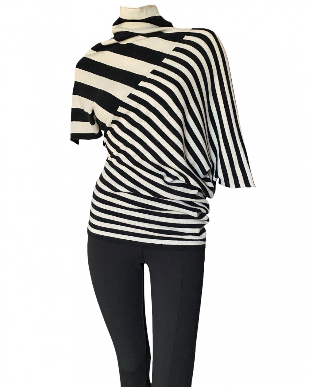 Кашемировый пуловер Stefanel M