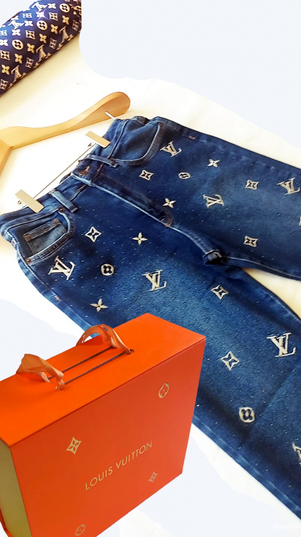 Джинсы женские принт Louis Vuitton