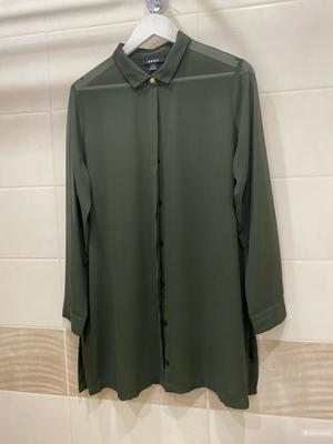 Блузка  DKNY.Размер M-L.