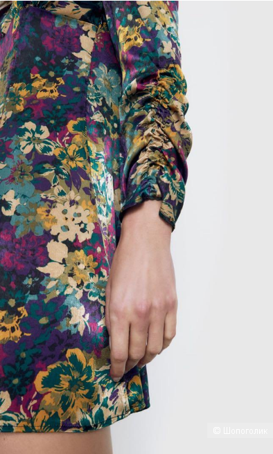 Платье Zara  40-42 рр