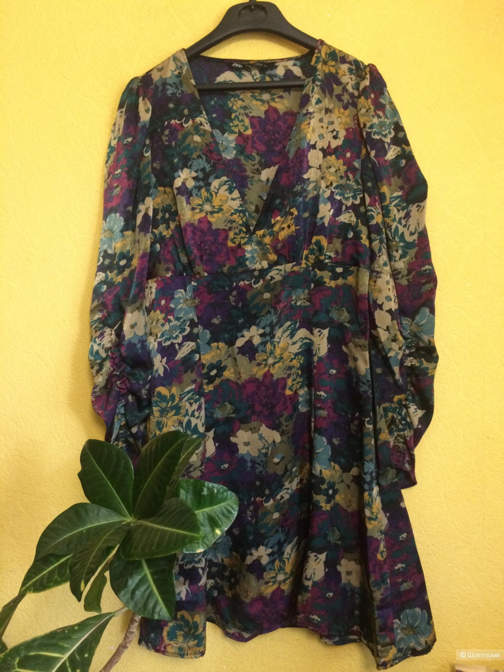 Платье Zara  40-42 рр