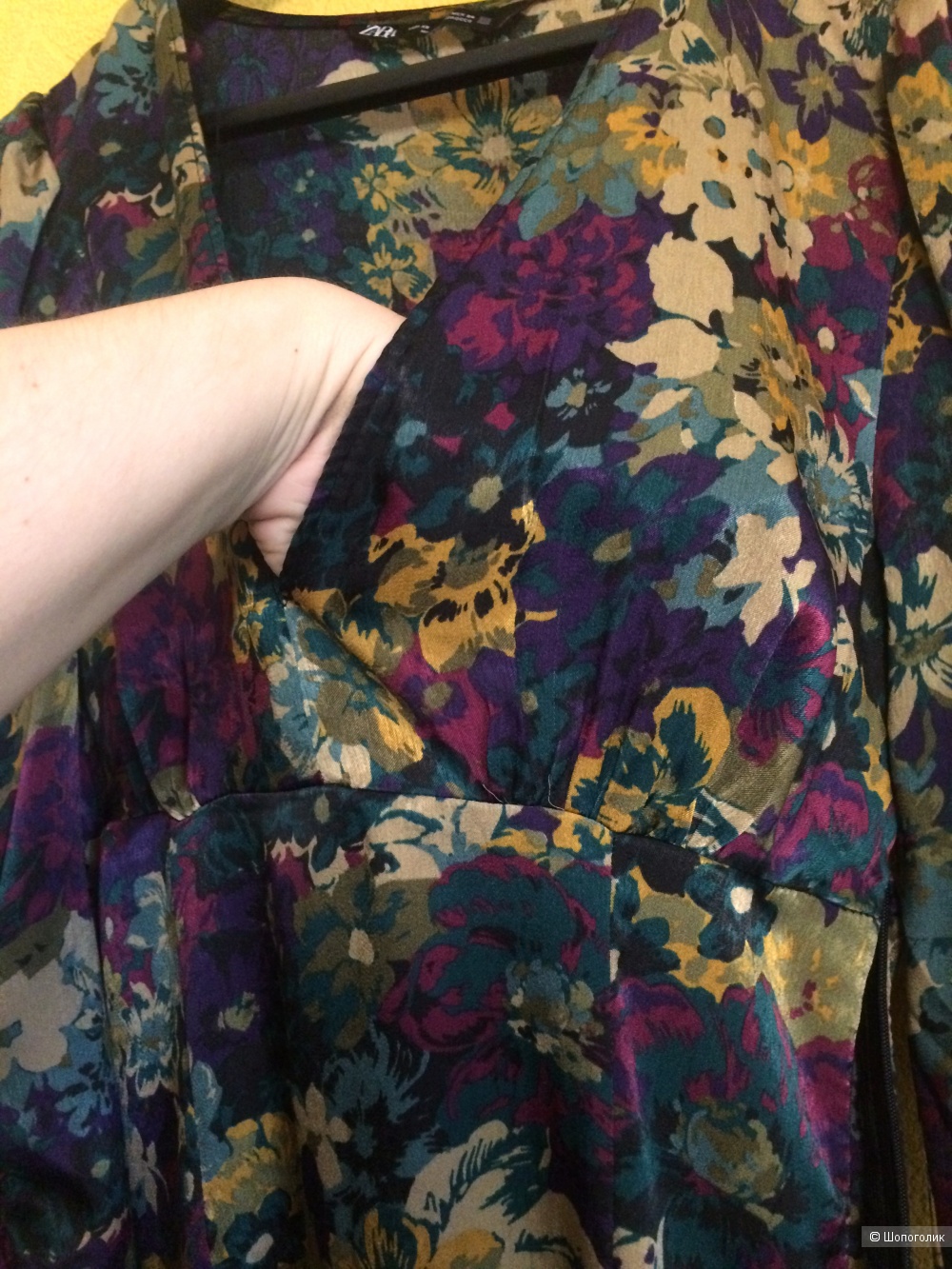 Платье Zara  40-42 рр