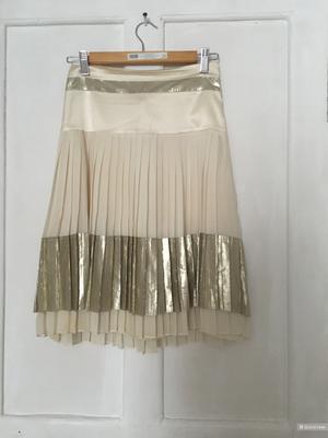 Юбка-плиссе с золотыми вставками BGN, р-р 42-44.