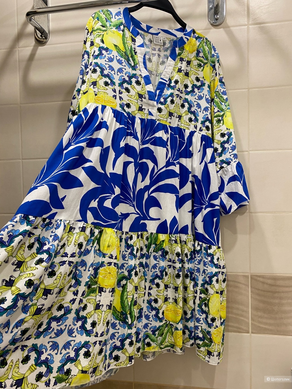 Платье Emily Van den Bergh.Размер фирм.40+смежные.