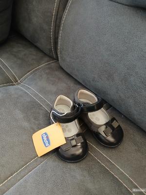 Туфли chicco р.19