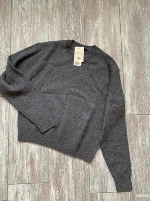 Джемпер шерстяной Uniqlo, р.XS