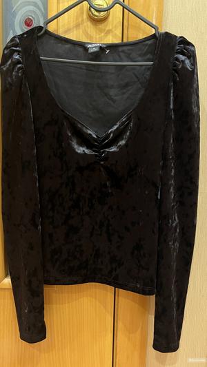 Велюровая кофточка Monki размер М (44/46)