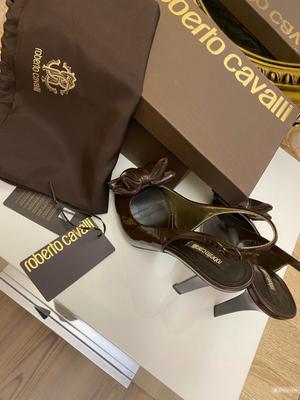 Босоножки Roberto Cavalli.Размер Фирм.38.