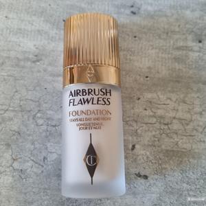 Тональный крем Charlotte Tilbury Airbrush Flawless 30 ml