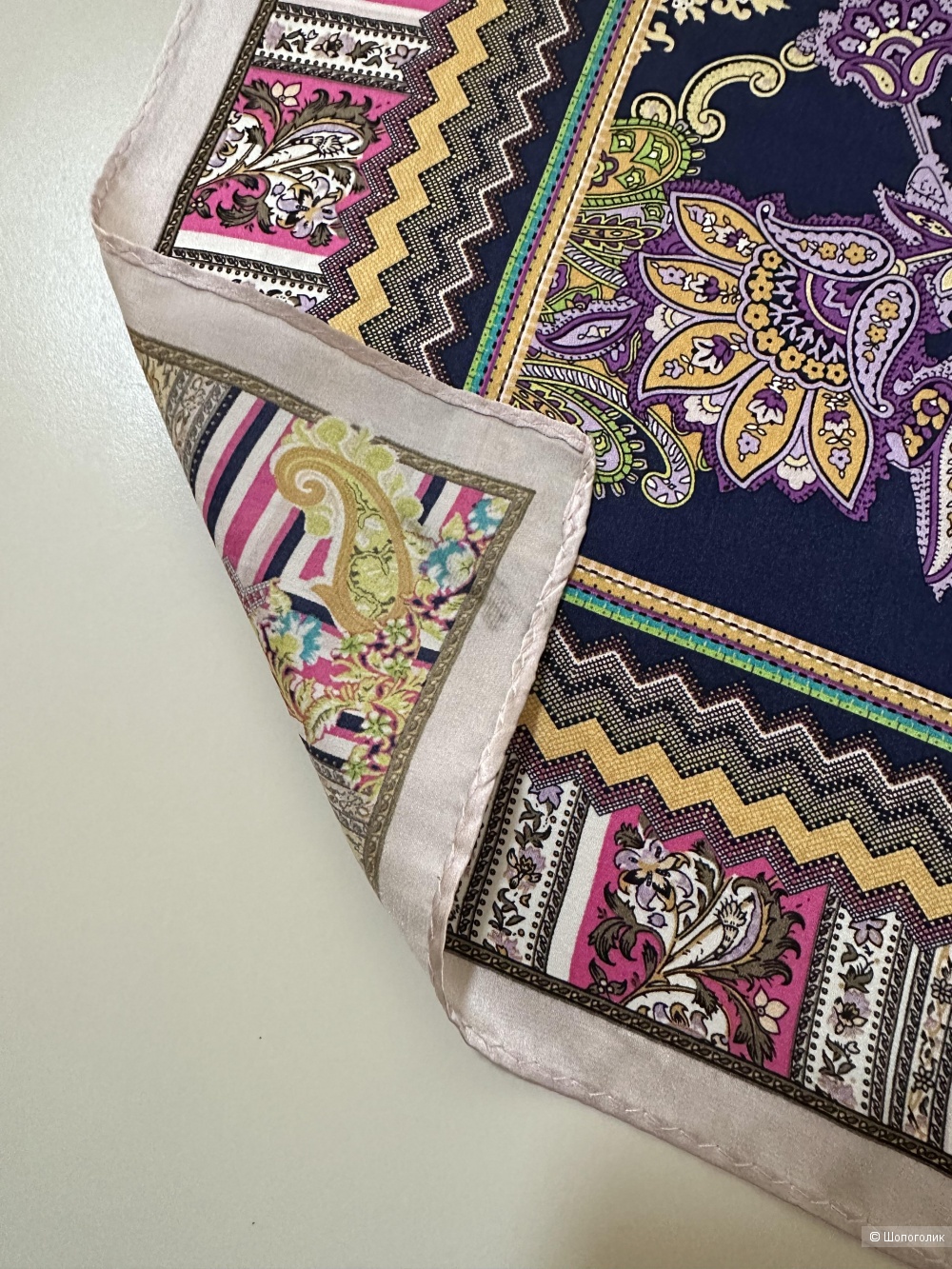 Сет из 2-х вещей: шелковый платок +шарф No name.