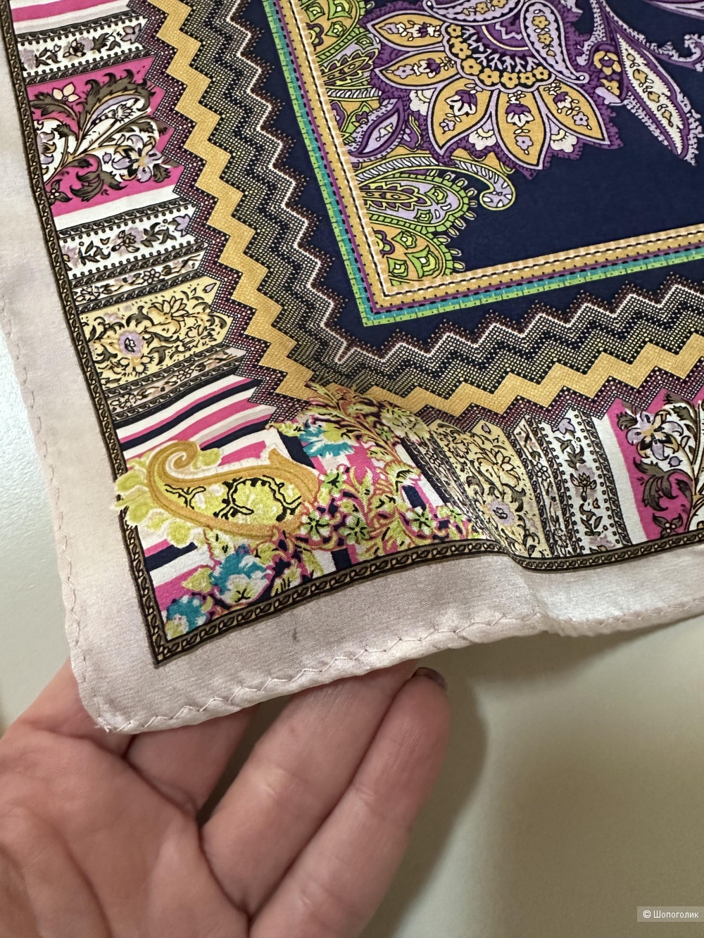 Сет из 2-х вещей: шелковый платок +шарф No name.