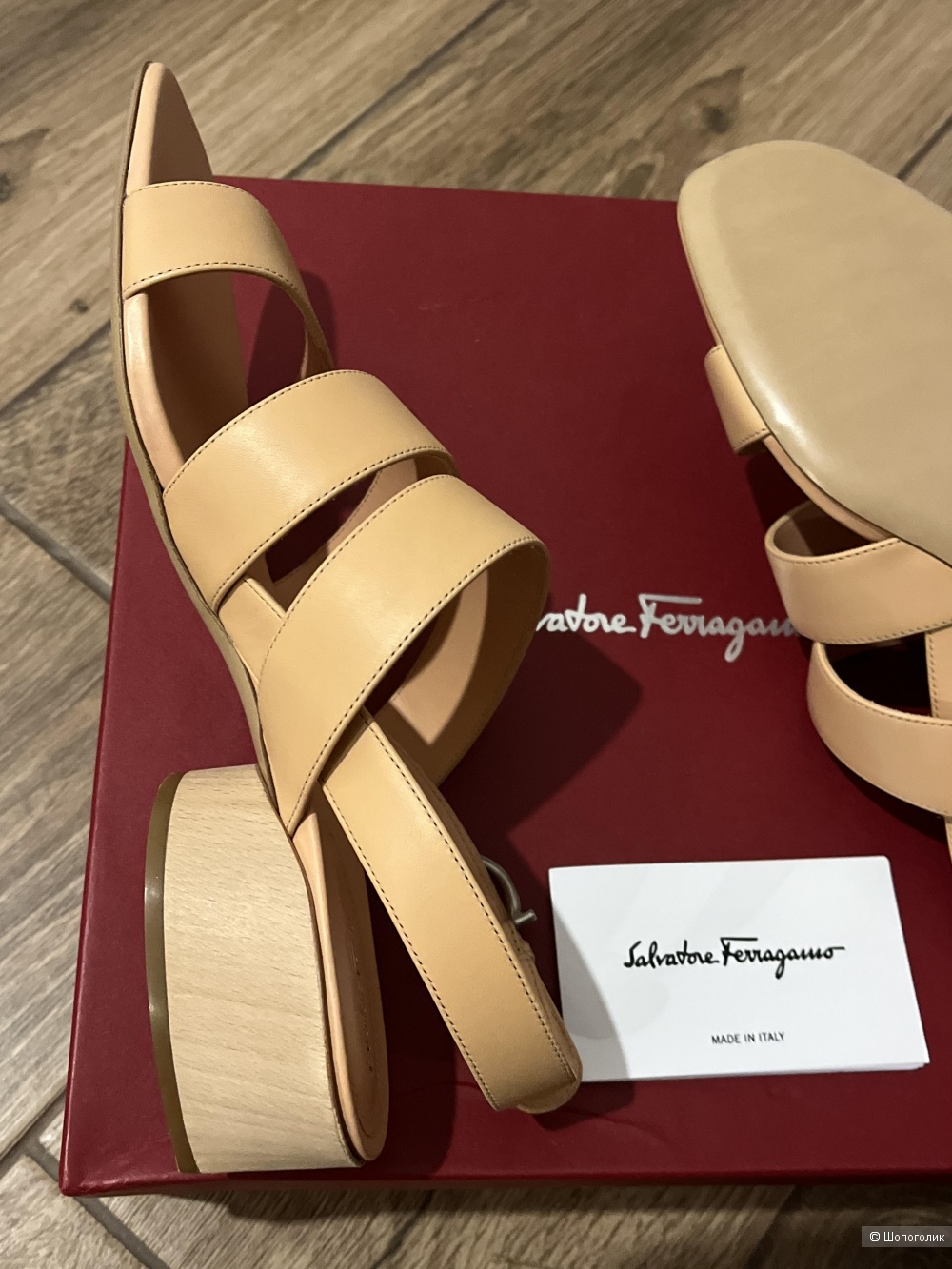 Босоножки Salvatore Ferragamo , р.41,5