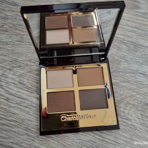 Тени Charlotte Tilbury (THE BELLA SOFIA) 5,2 г