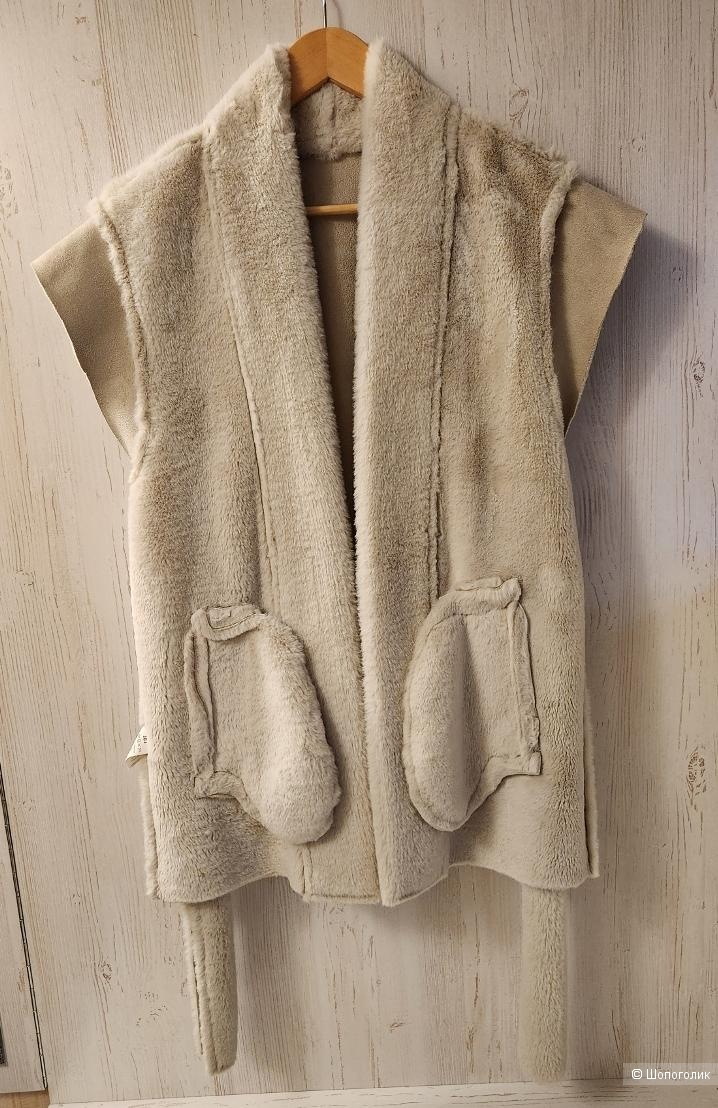 Жилет женский  KAOS. Размер М