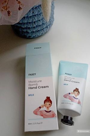 Крем для рук Fascy Moisture Bomb Hand Cream,  80 мл