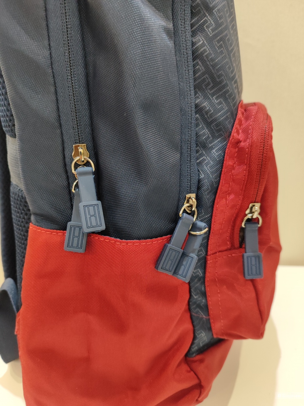 Рюкзак Tommy Hilfiger