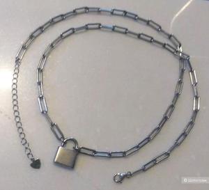 Серебряное шейное украшение