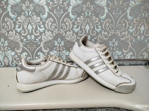 Кроссовки Adidas, размер 36