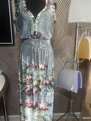 Платье Danaya р 44