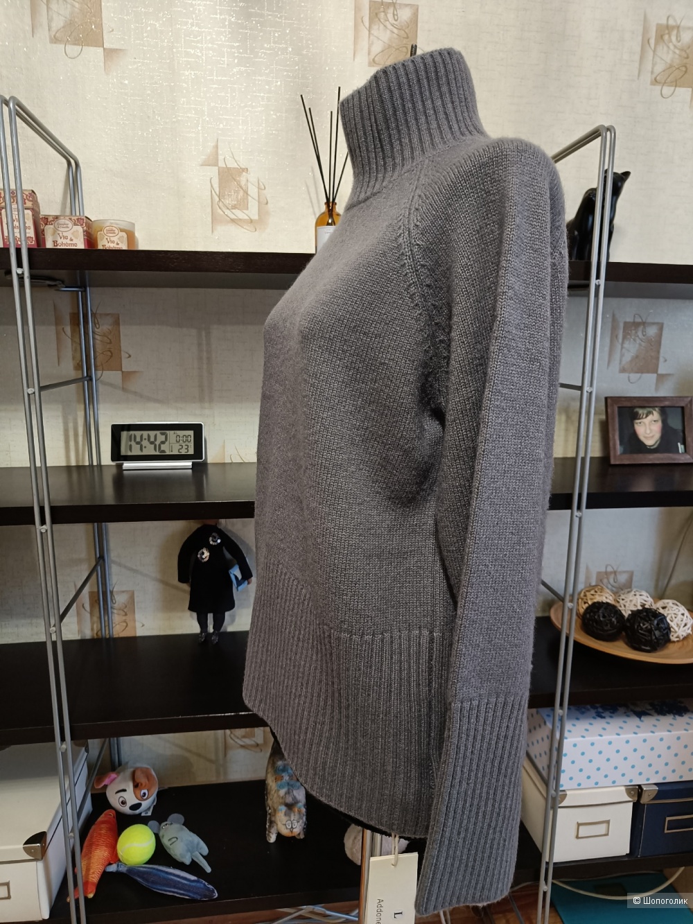 Свитер из кашемира Cashmere Studio. Размер: 44-46