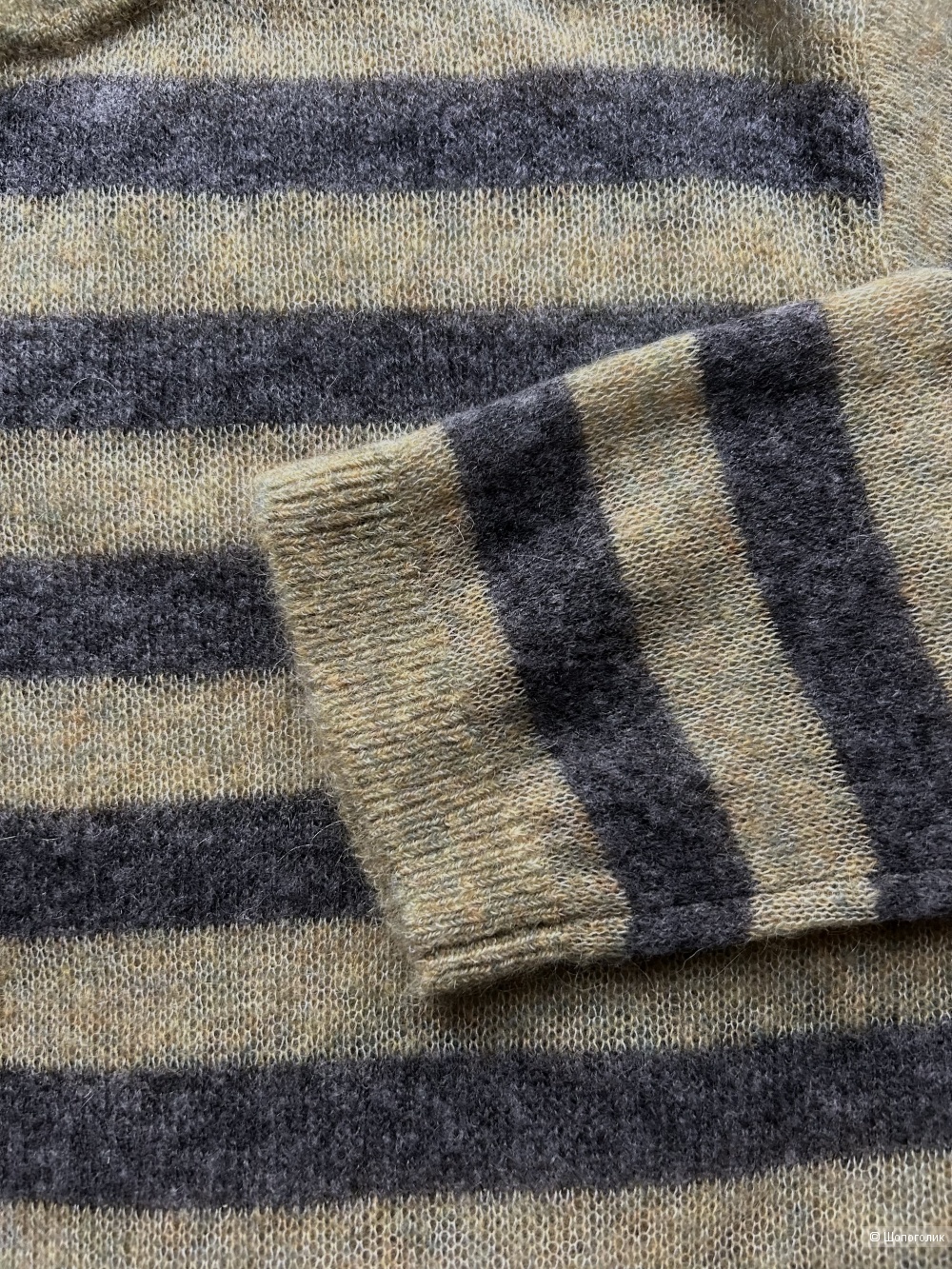 Свитер eleven +-. INT One size (42/44/46 RU)