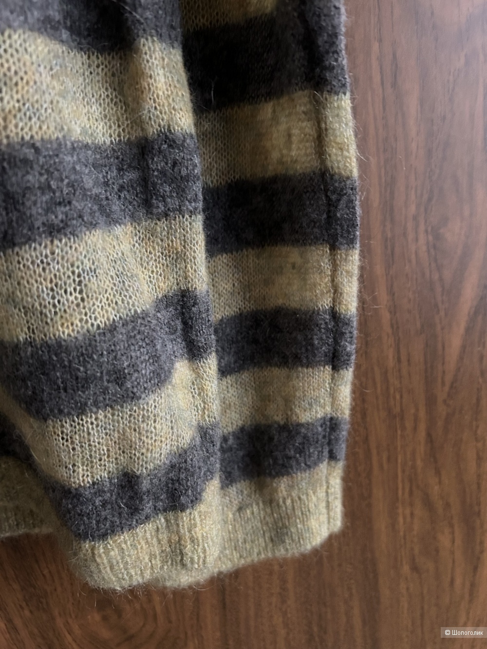 Свитер eleven +-. INT One size (42/44/46 RU)