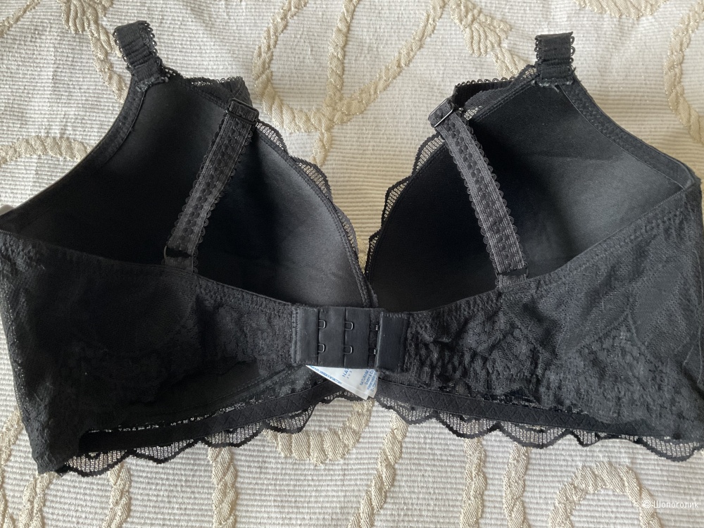 Бюстгалтер Naturana 90C( 80C-D)