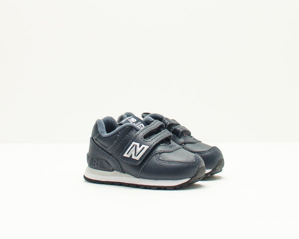 Кроссовки New Balance р26-27