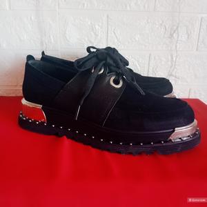 Ботинки ILVI женские 40 размер