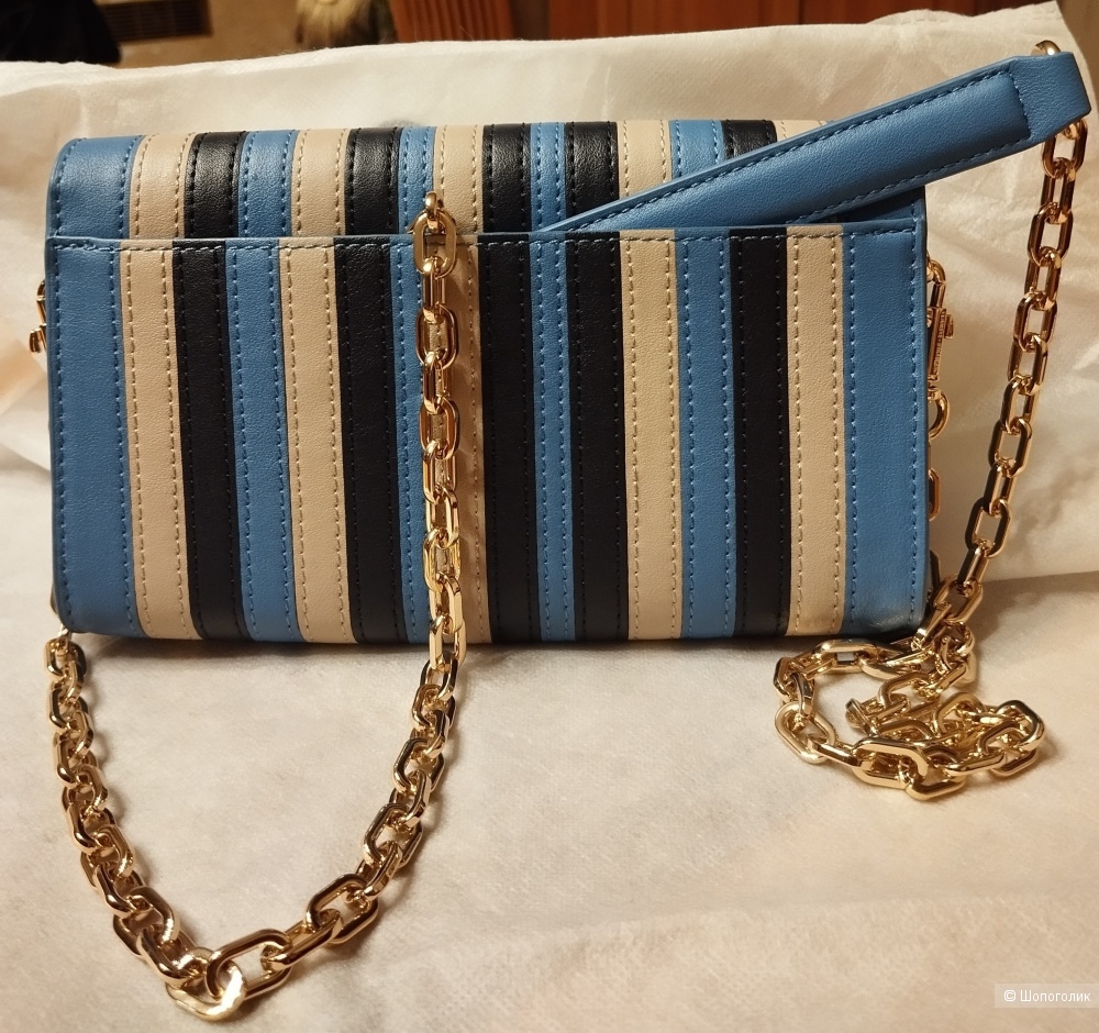 Сумка-клатч Тommy Hilfiger, высота  14 см, длина 21, ширина 4,2 см.