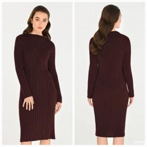 Тёплое вязаное новое платье