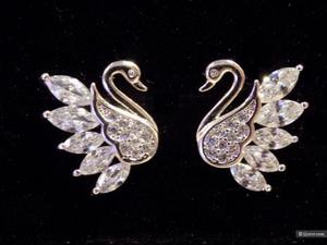 Серьги с цирконом