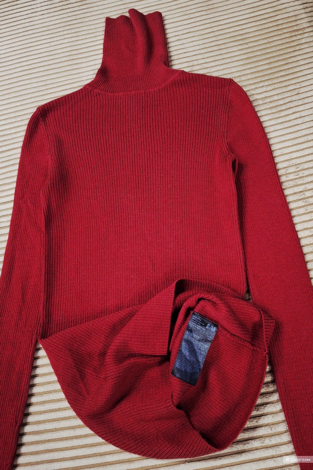 Шерстяная водолазка Uniqlo/42-44