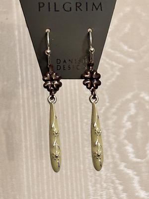 Серьги Pilgrim