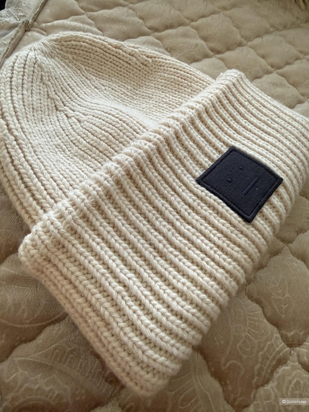 Шапка Acne studios размер 56