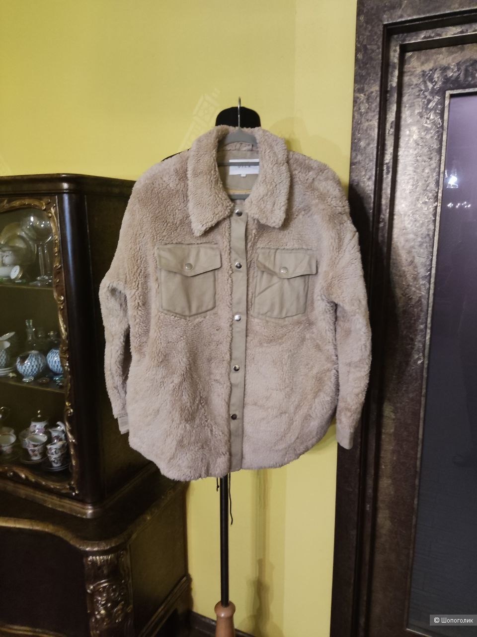 Куртка из экомеха Vila, размер L.