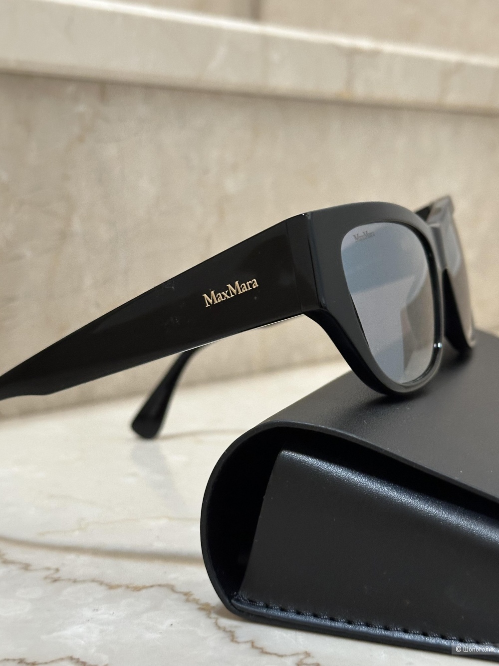 Солнцезащитные очки Max Mara