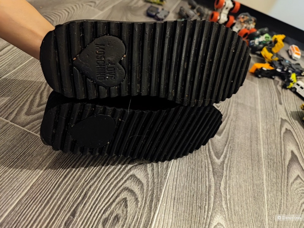 Лоферы Moschino 38