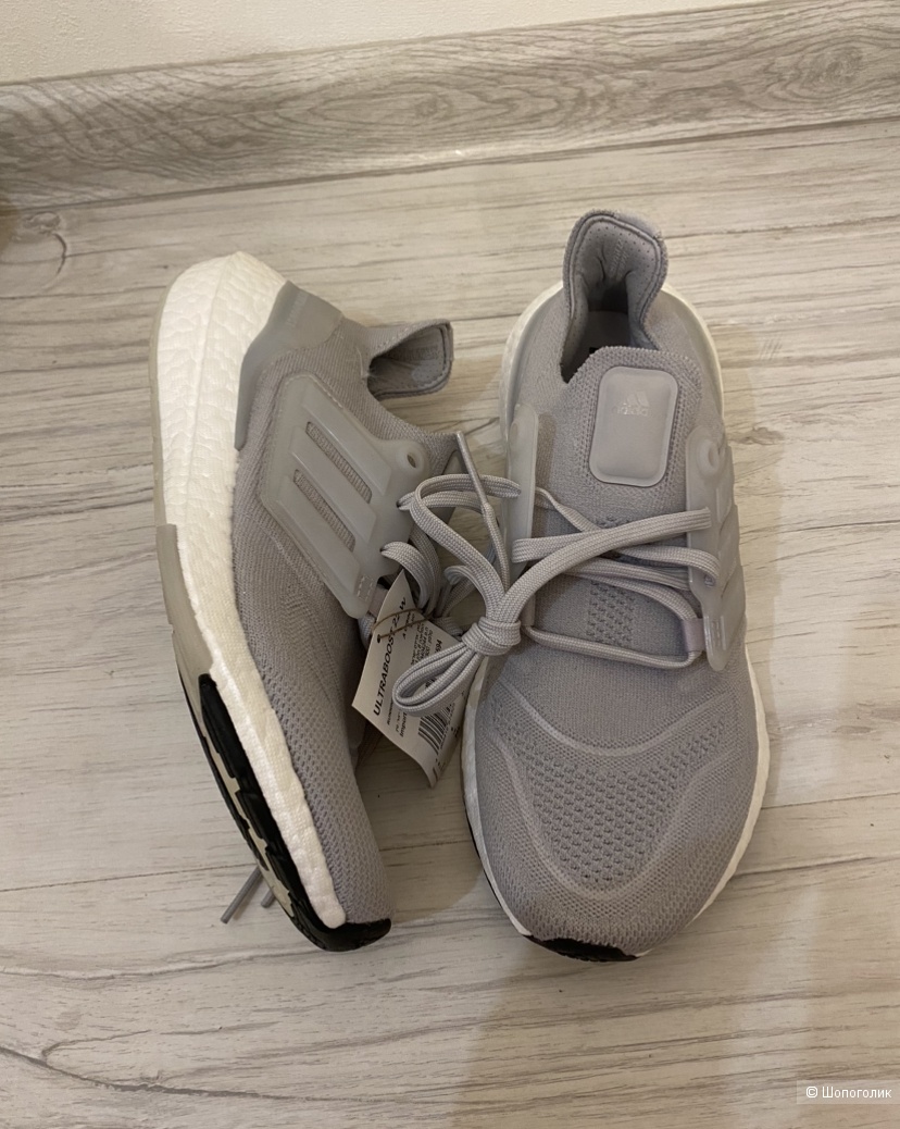 Кроссовки Adidas 39