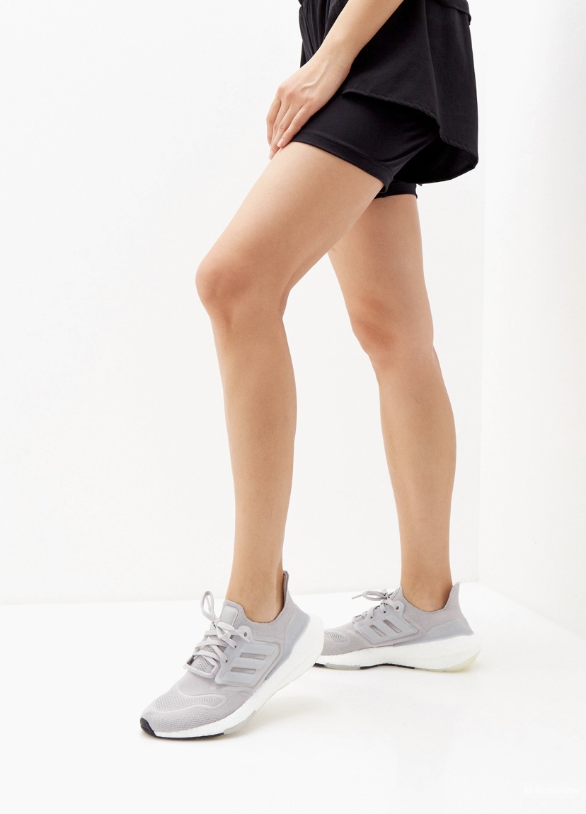 Кроссовки Adidas 39