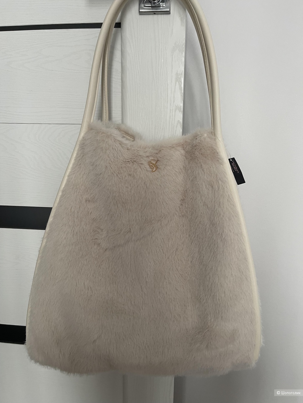 Плюшевая сумка тоут Victoria Secret one size