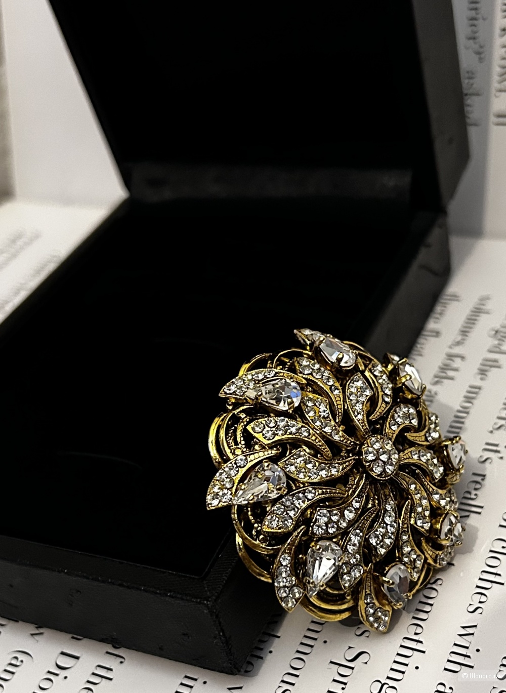 Брошь  Dolce & Gabbana