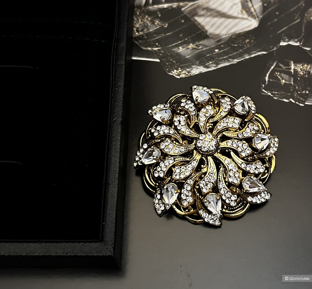 Брошь  Dolce & Gabbana